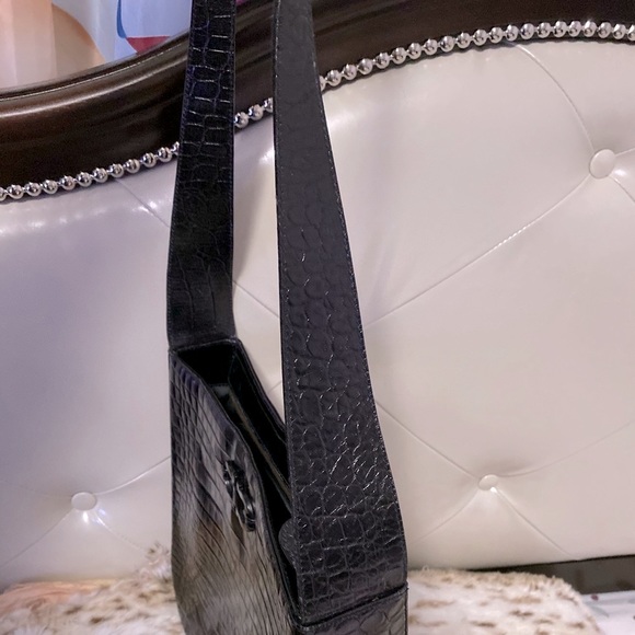 ❤️Ferragamo authentic ❤️ - Picture 6 of 11